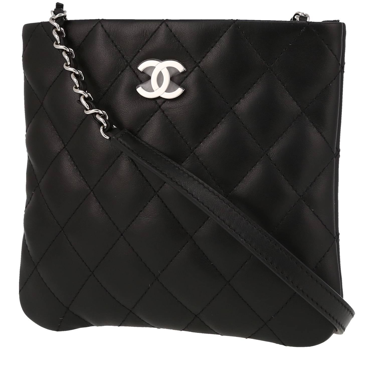 Cuir Matelassé Sac Ã Main Chanel Noir Cuir Pochette Chanel Noir Sac à Main  Chanel Pochette En Cuir